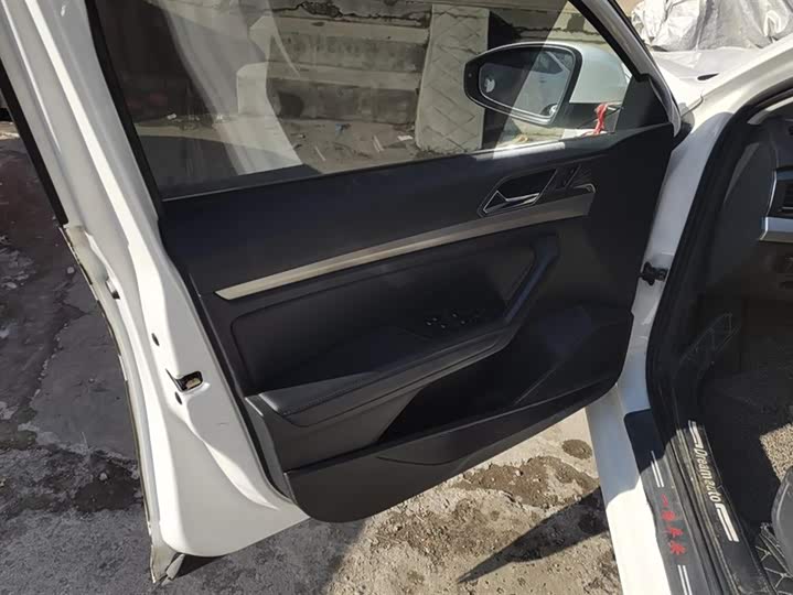 Фото 7 - Volkswagen Lavida