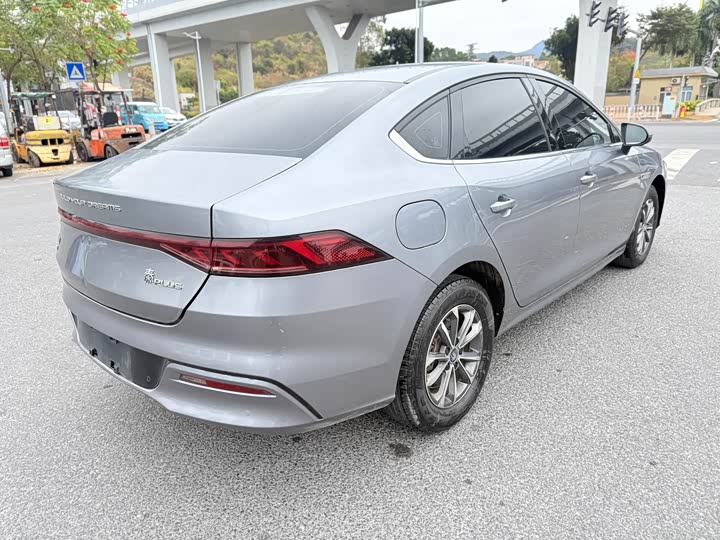 Фото 5 - BYD Qin Plus