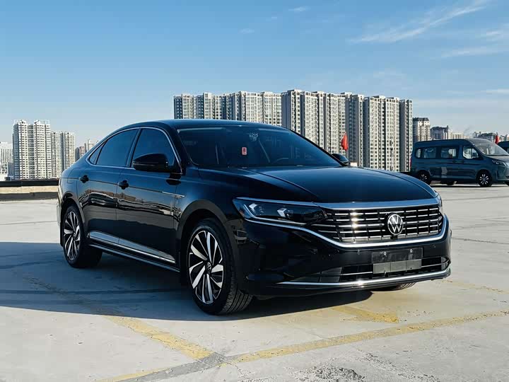 Фото 3 - Volkswagen Passat