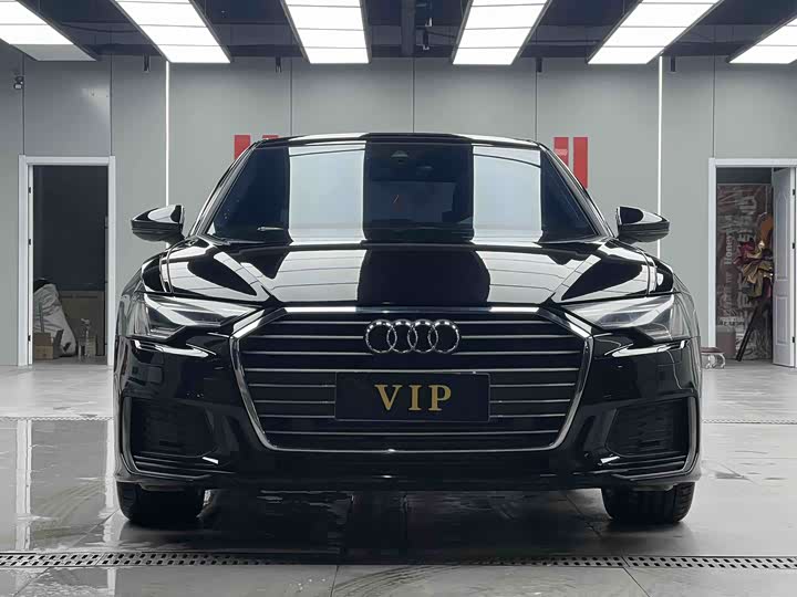 Фото 2 - Audi A6L
