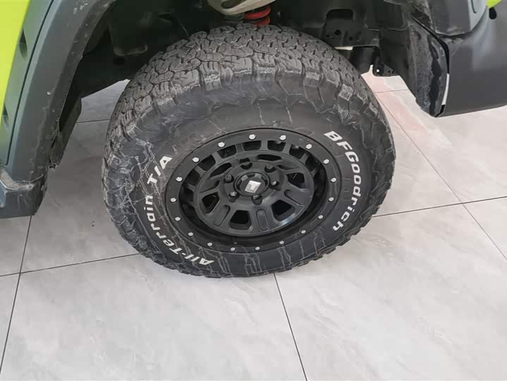 Фото 6 - Tank 300