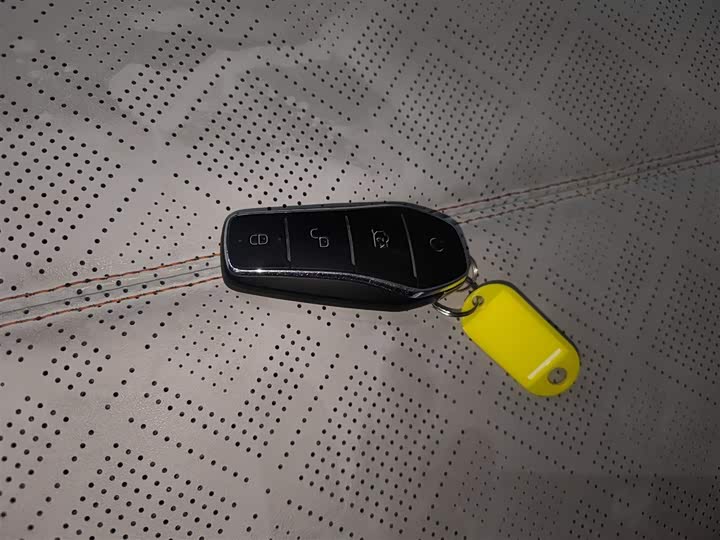 Фото 9 - BYD Yuan Plus