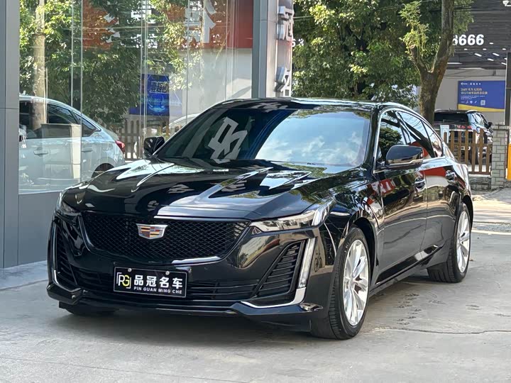 Фото 1 - Cadillac CT5