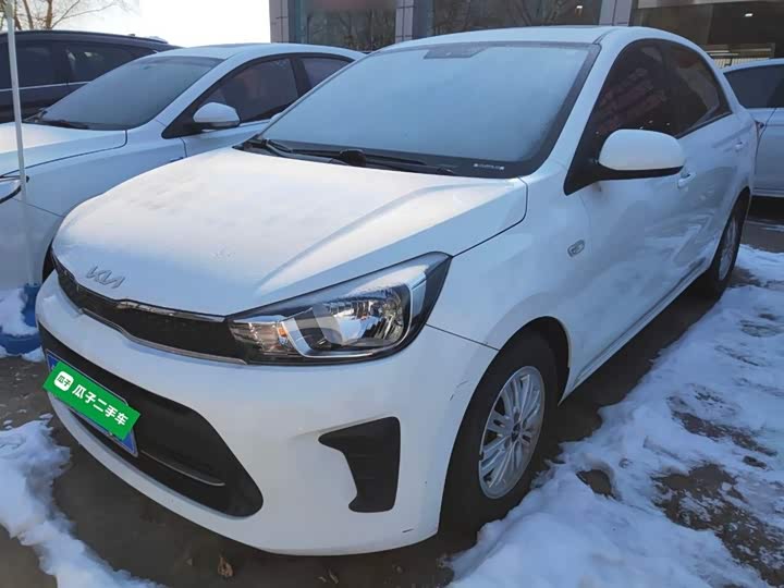 Фото 2 - Kia Pegas