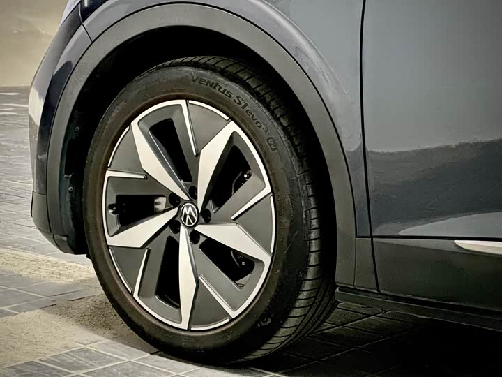 Фото 9 - Volkswagen ID.4 Crozz