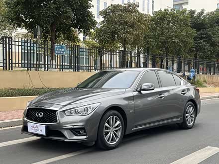 Фото 1 - Infiniti Q50L