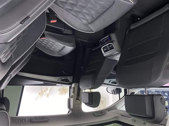 Фото 9 - Volkswagen Talagon