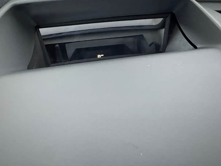 Фото 5 - Hongqi H5