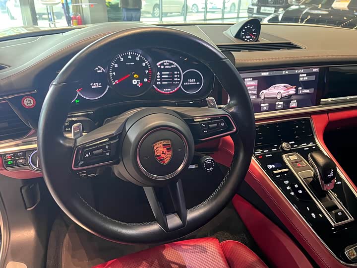 Фото 8 - Porsche Panamera