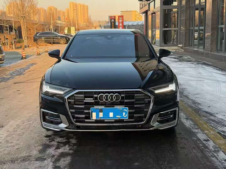 Фото 2 - Audi A6L