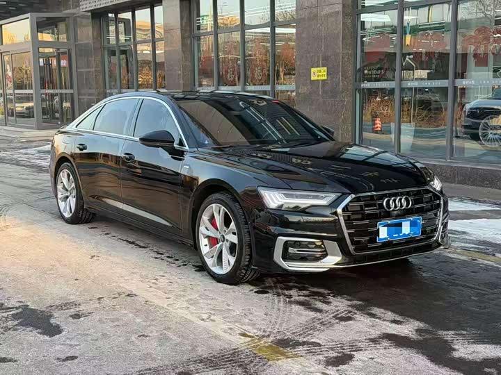 Фото 3 - Audi A6L