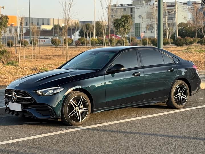 Фото 1 - Mercedes-Benz C-Class