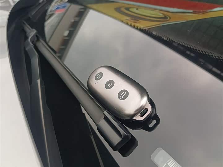 Фото 9 - LiXiang L7