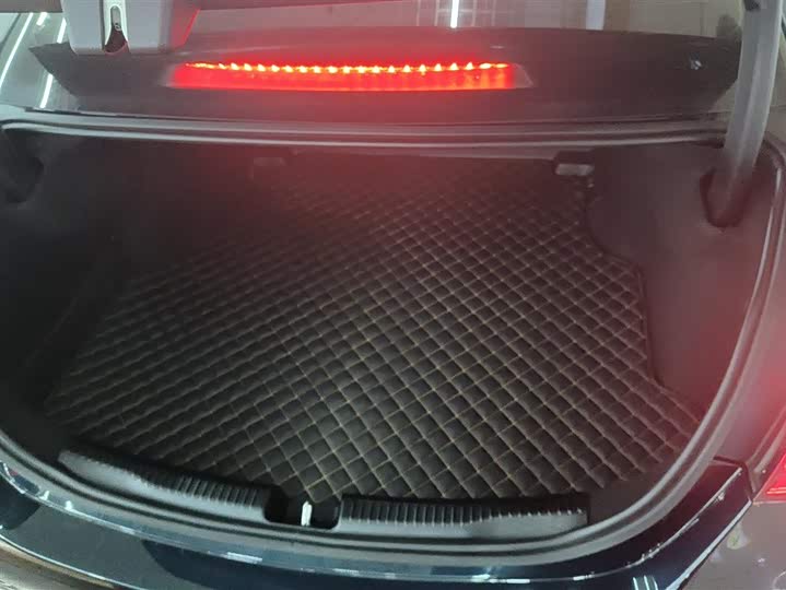 Фото 4 - Mercedes-Benz C-Class