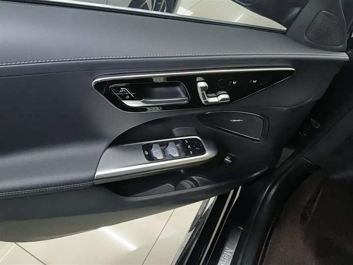 Фото 7 - Mercedes-Benz C-Class