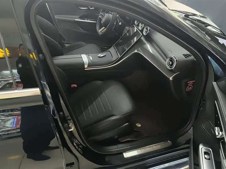 Фото 8 - Mercedes-Benz C-Class