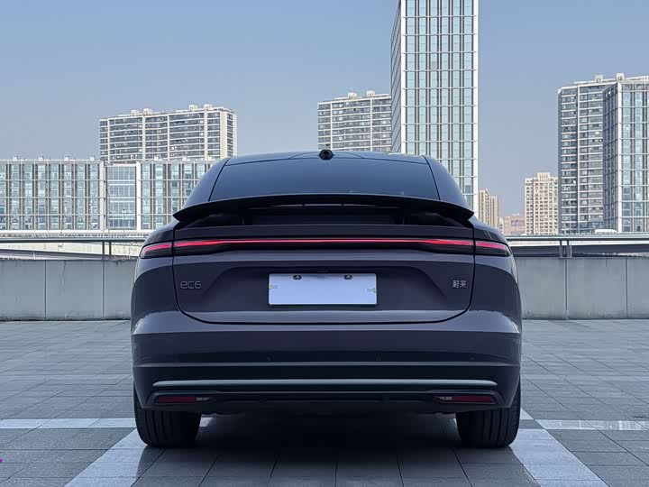 Фото 6 - Nio EC6