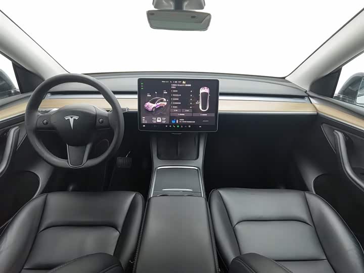 Фото 5 - Tesla Model Y