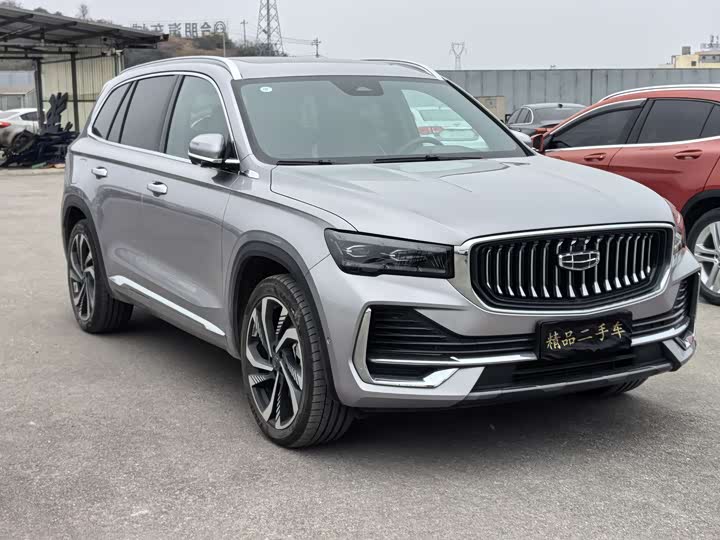 Фото 2 - Geely Monjaro