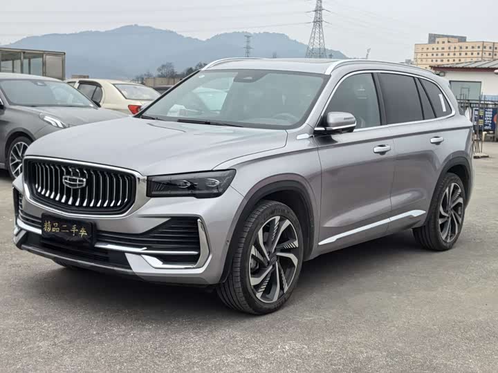 Фото 3 - Geely Monjaro