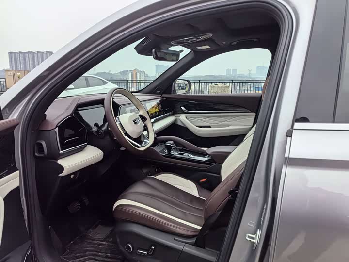 Фото 4 - Geely Monjaro