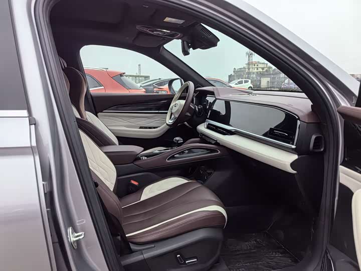 Фото 5 - Geely Monjaro