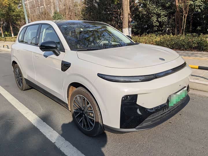 Фото 3 - Leapmotor B10