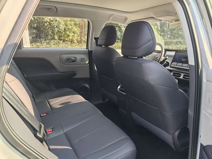 Фото 6 - Leapmotor B10