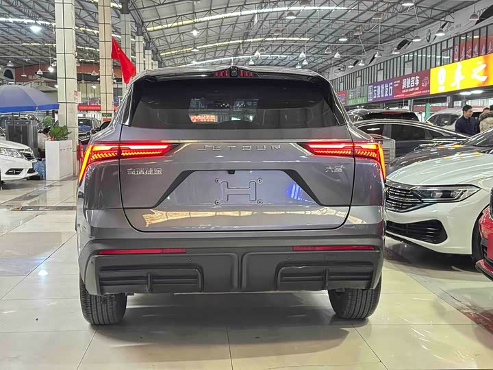 Фото 4 - Jetour Dashing