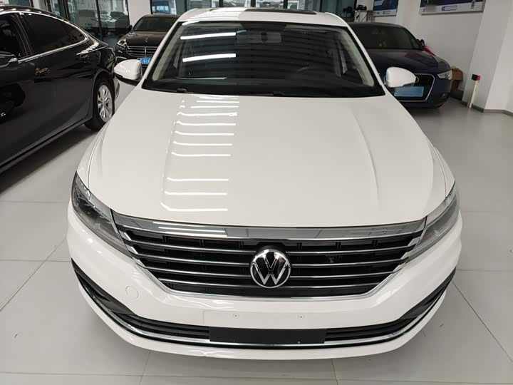 Фото 3 - Volkswagen Lavida