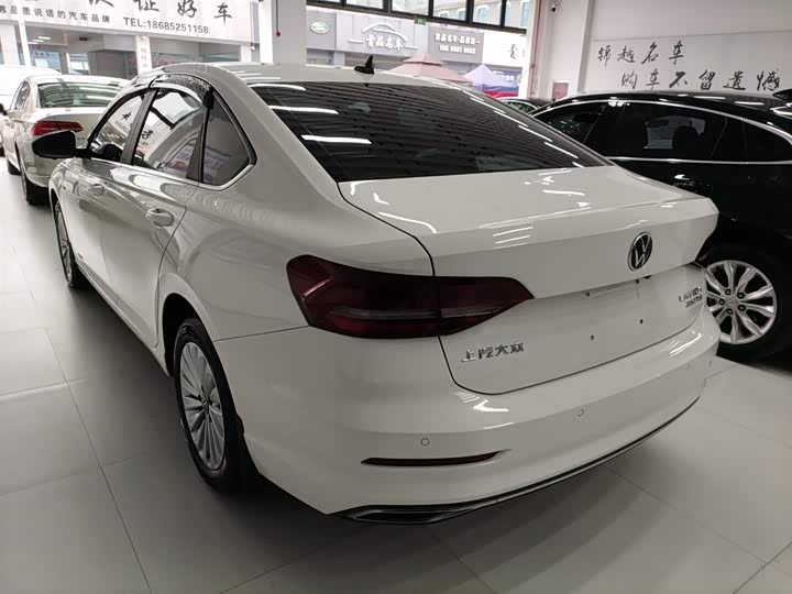 Фото 5 - Volkswagen Lavida