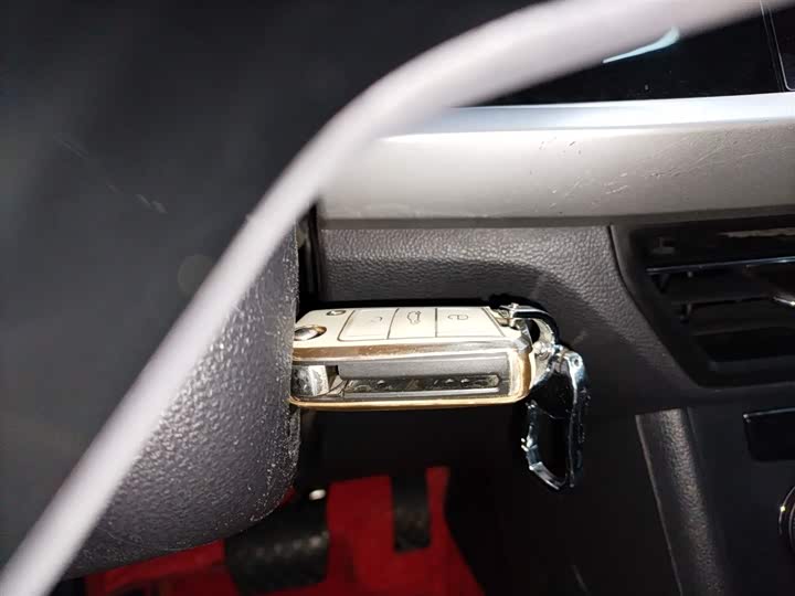 Фото 9 - Volkswagen Lavida