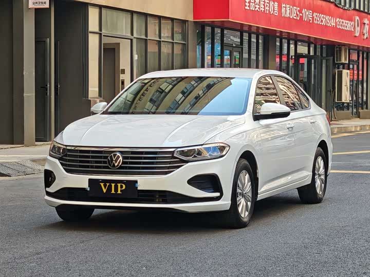 Фото 1 - Volkswagen Lavida