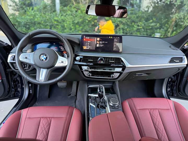 Фото 5 - BMW 5 Series