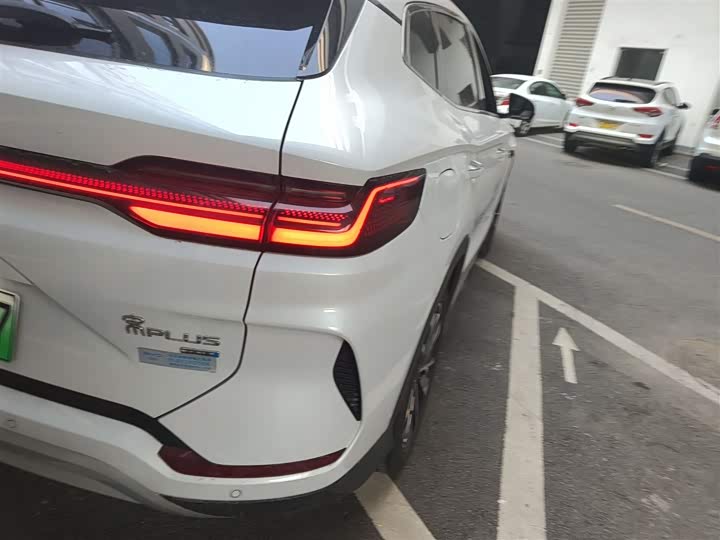 Фото 8 - BYD Song Plus Hybrid/EV