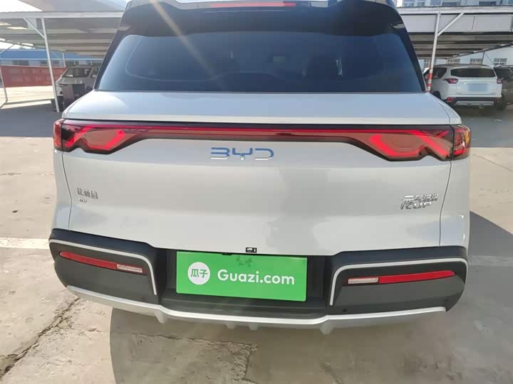 Фото 6 - BYD Yuan Up