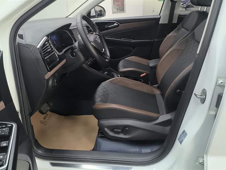 Фото 9 - Jetta VS7