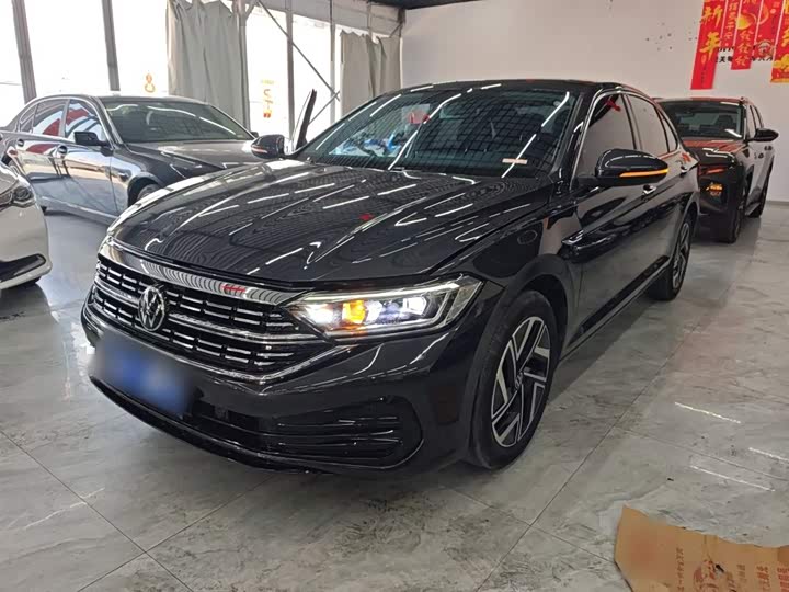 Фото 1 - Volkswagen Sagitar L