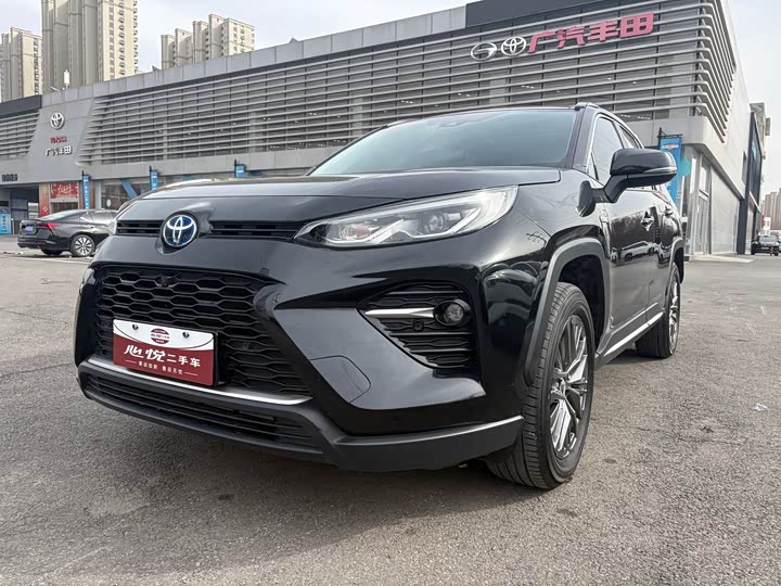 Фото 1 - Toyota Wildlander