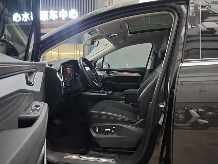 Фото 7 - Volkswagen Talagon