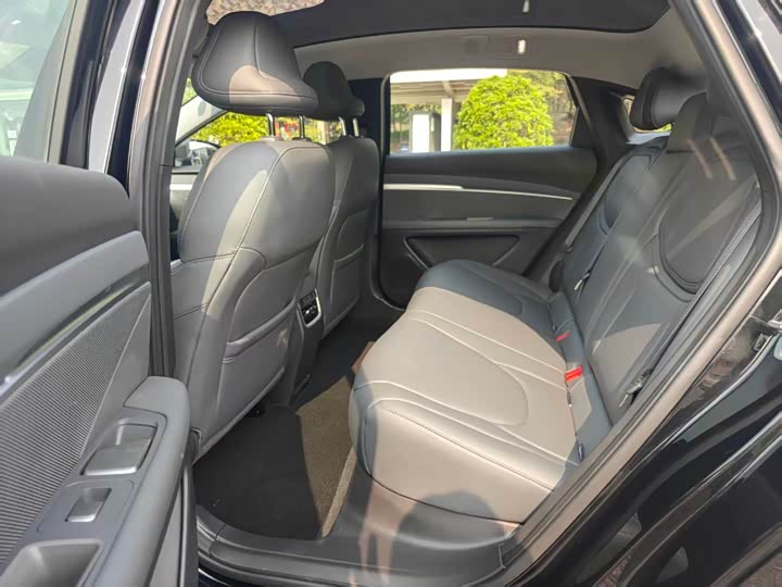 Фото 9 - XPeng Mona M03