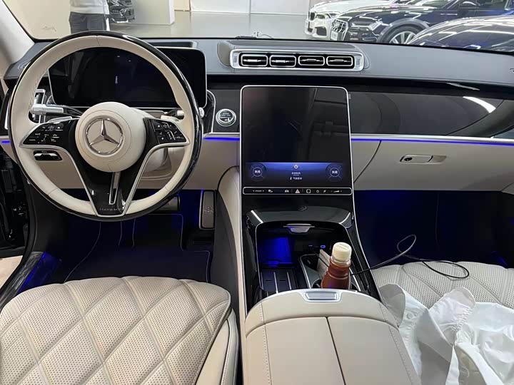 Фото 7 - Mercedes-Benz Maybach S-Class