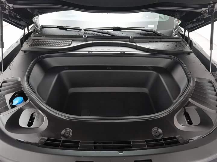 Фото 6 - XPeng G9