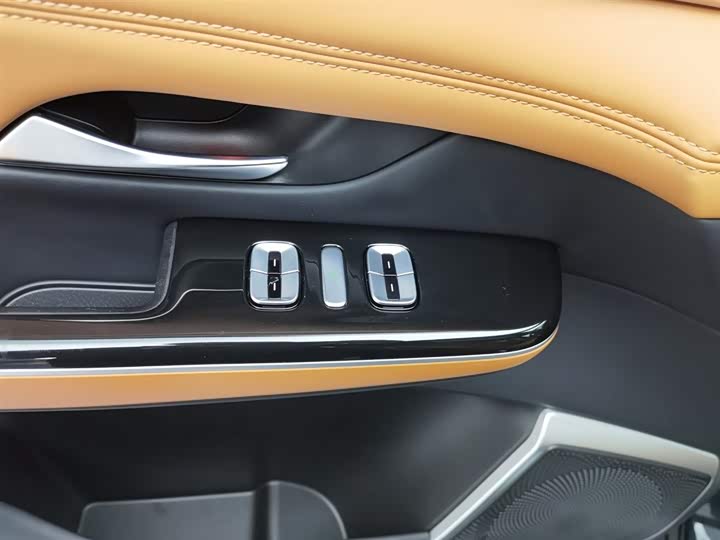 Фото 9 - XPeng G9