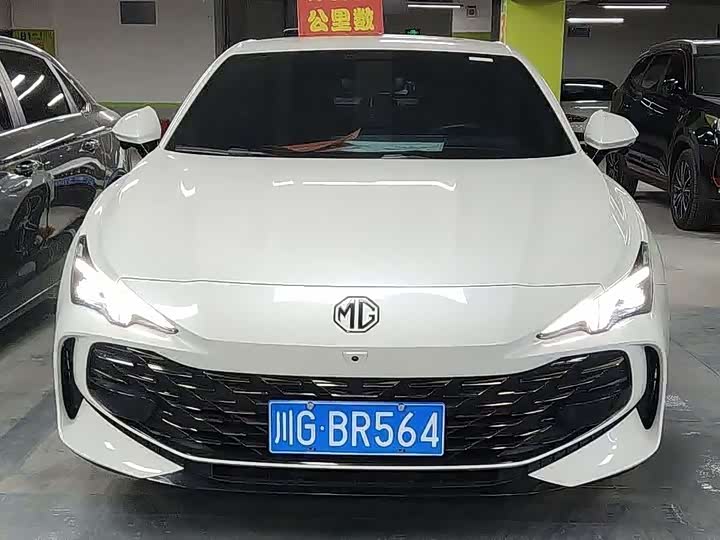 Фото 1 - MG Motor 7