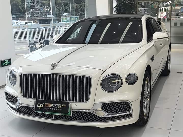 Фото 1 - Bentley Flying Spur Hybrid