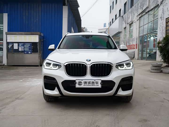 Фото 2 - BMW X3