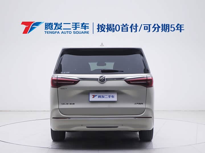 Фото 4 - Buick GL8 ES