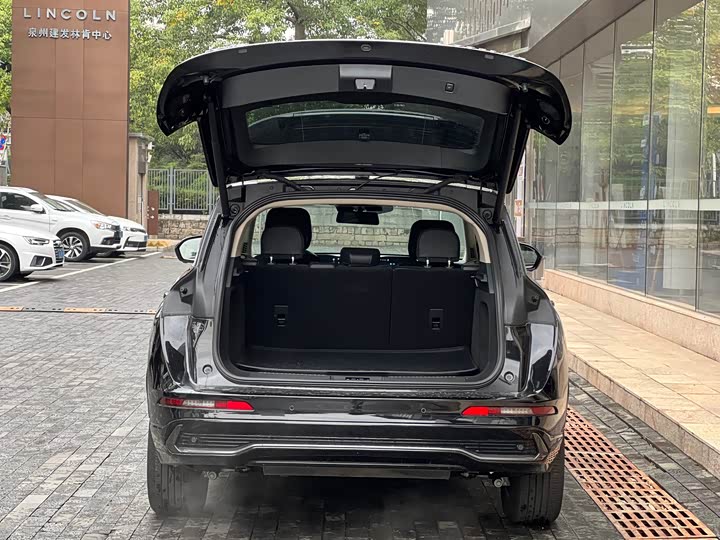 Фото 7 - Lincoln Corsair