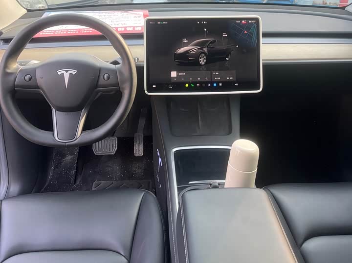 Фото 6 - Tesla Model Y